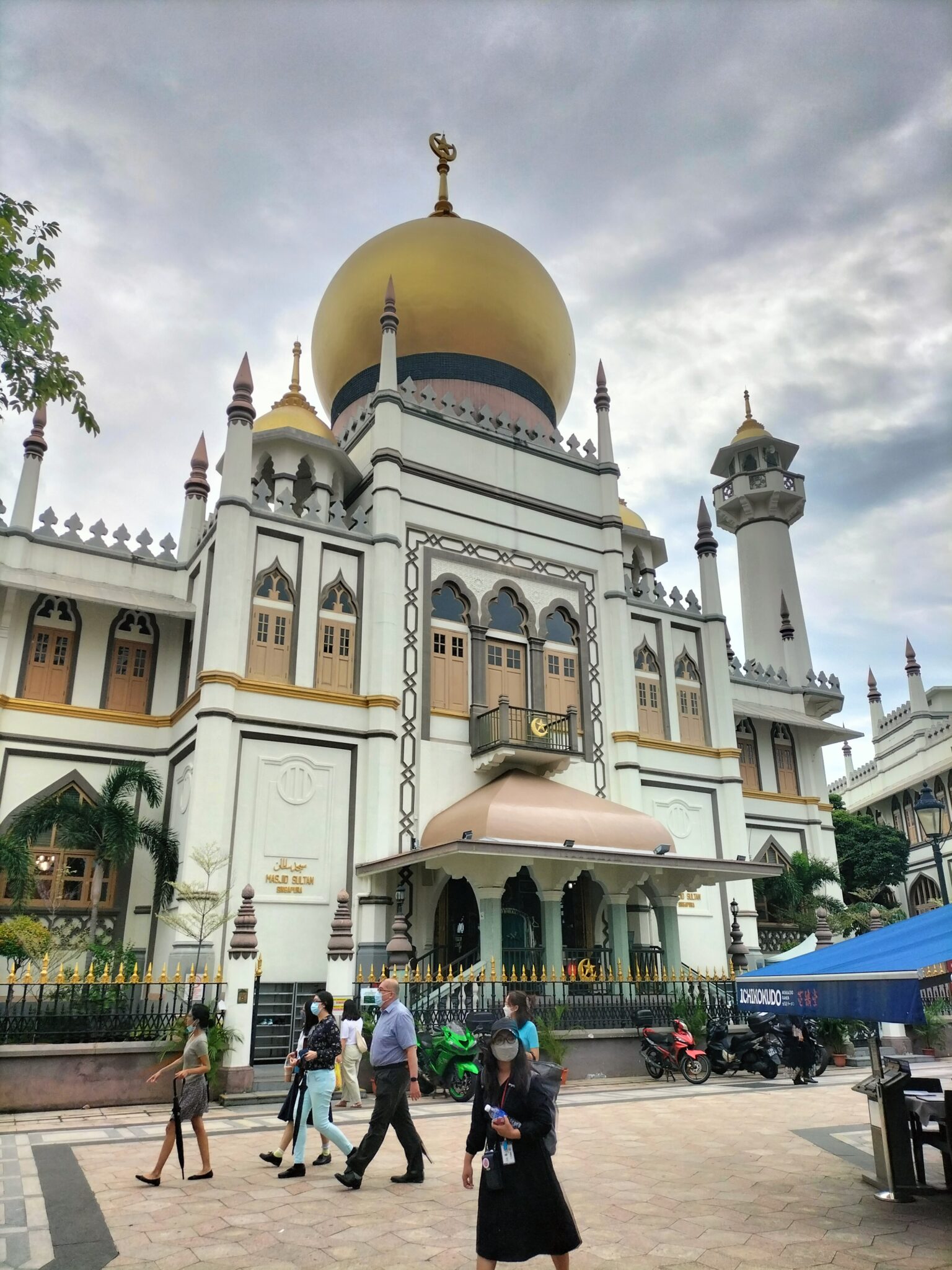 10 Must-See Attractions in Singapore - Keep Moosing