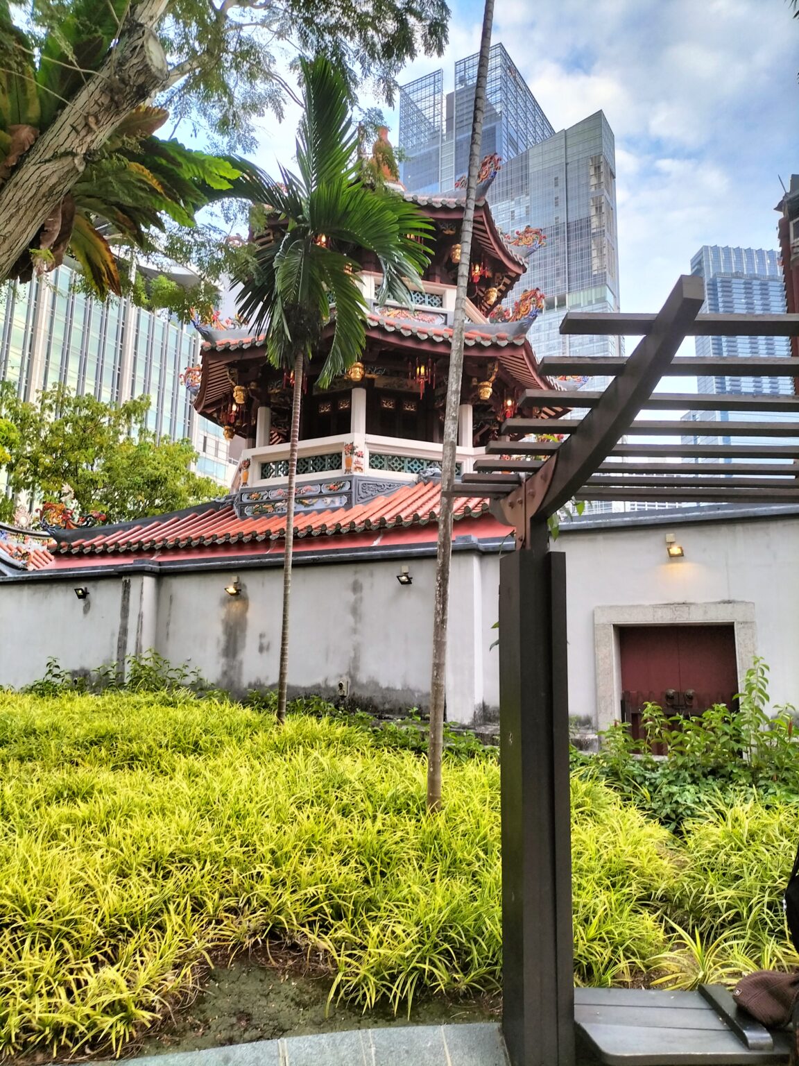10 Must-See Attractions in Singapore - Keep Moosing